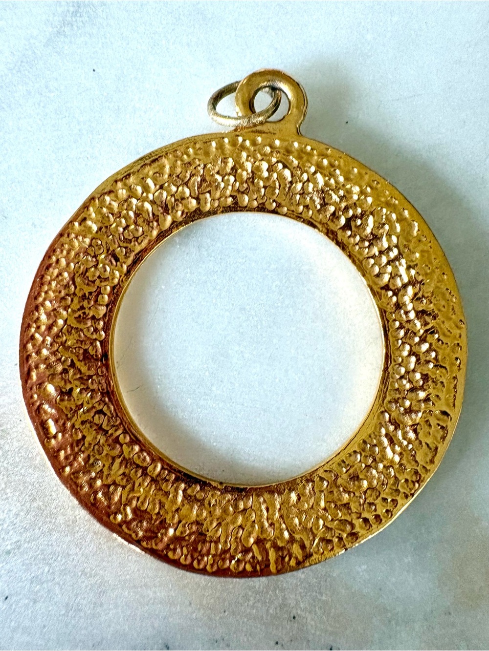 Authentic Vintage Chanel 1980s Gold Tone Pendant Authenticated - Picture 8 of 16